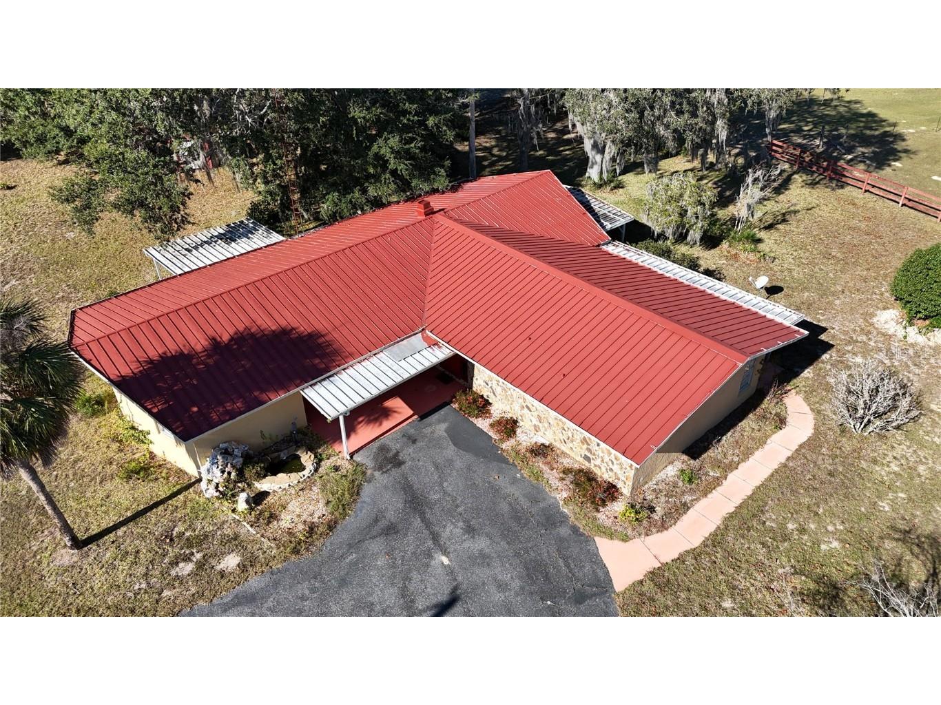 2155 SE County Highway 484 Belleview FL 34420 OM715657 image36