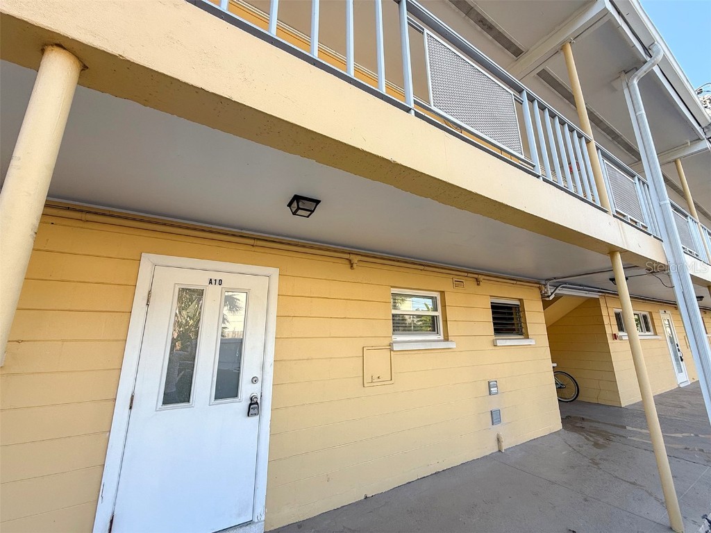 2155 Wood Street #A10 Sarasota FL 34237 A4673056 image3