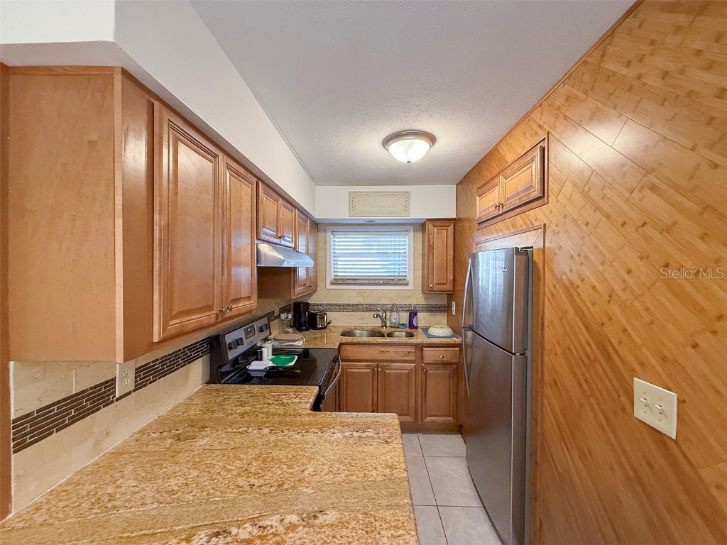 2155 Wood Street #A10 Sarasota FL 34237 A4673056 image6