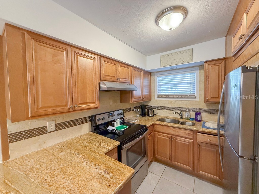 2155 Wood Street #A10 Sarasota FL 34237 A4673056 image7