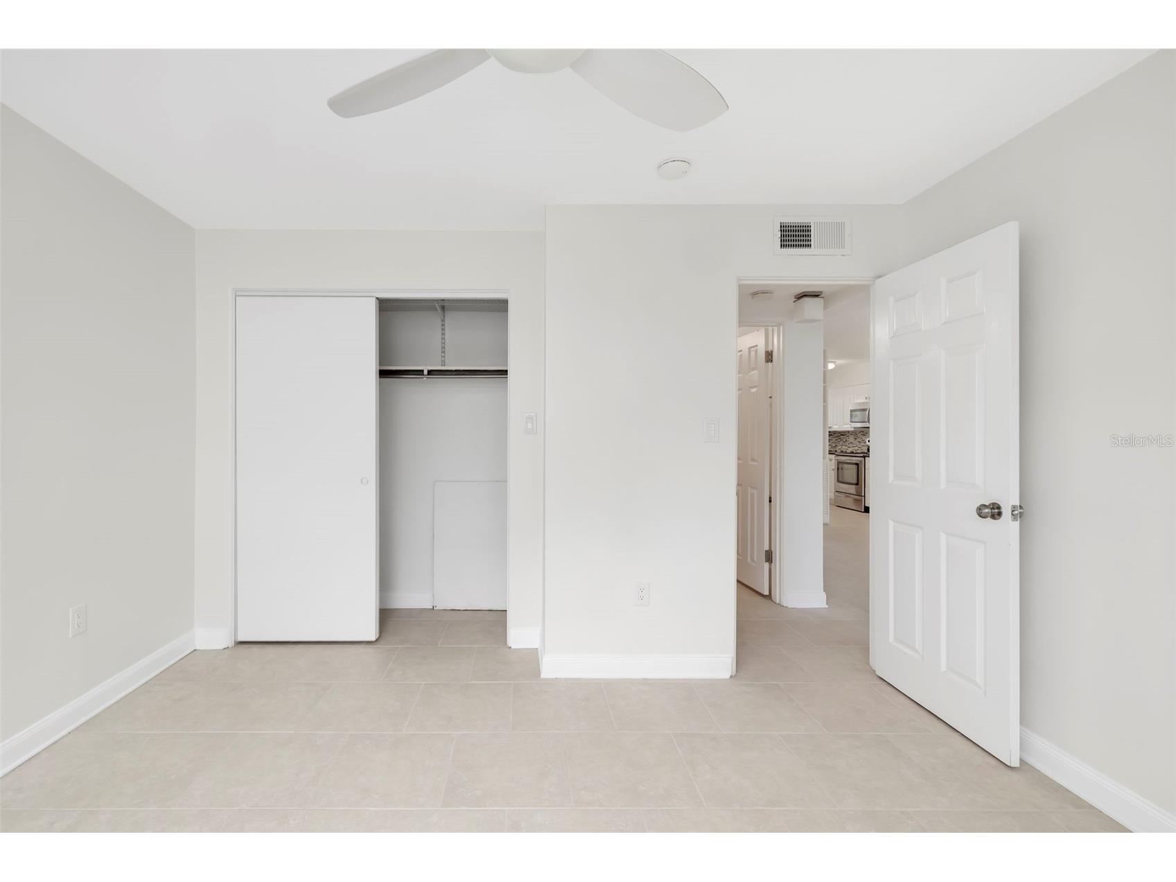 2155 Wood Street #A14 Sarasota FL 34237 A4699025 image13