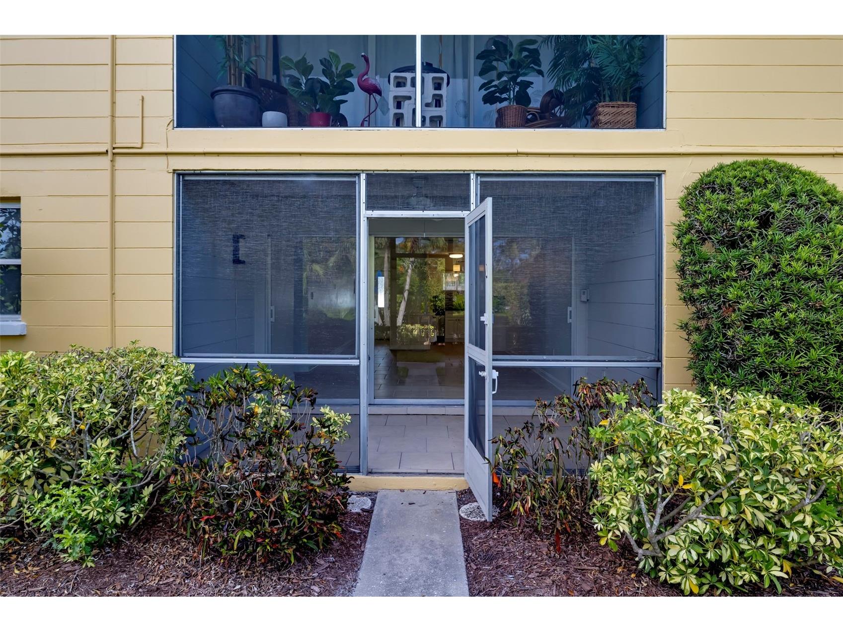2155 Wood Street #A14 Sarasota FL 34237 A4699025 image20