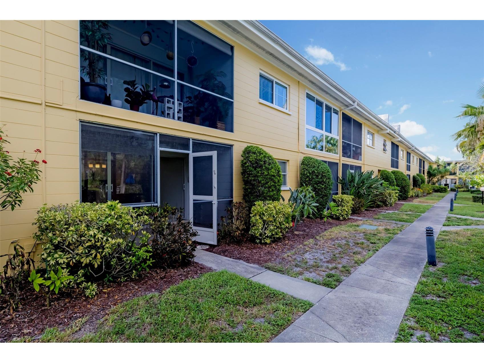 2155 Wood Street #A14 Sarasota FL 34237 A4699025 image21