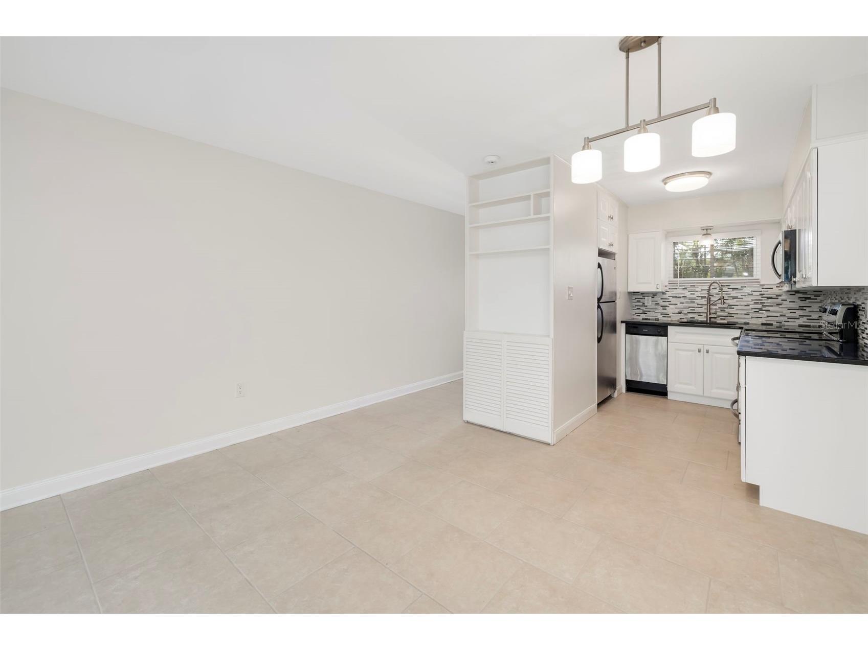 2155 Wood Street #A14 Sarasota FL 34237 A4699025 image6