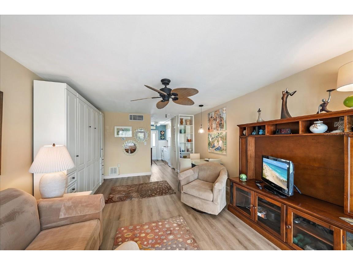 2155 Wood Street #A20 Sarasota FL 34237 A4644613 image12