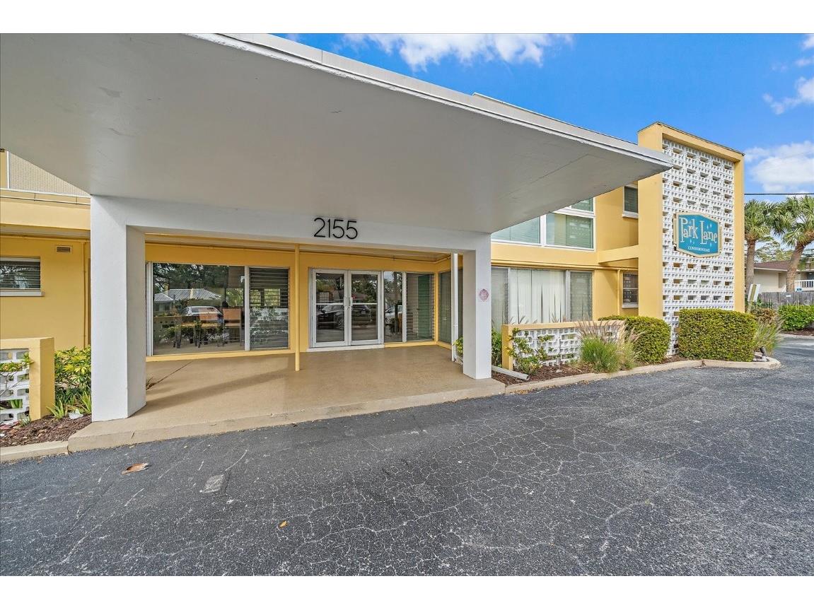 2155 Wood Street #A20 Sarasota FL 34237 A4644613 image2