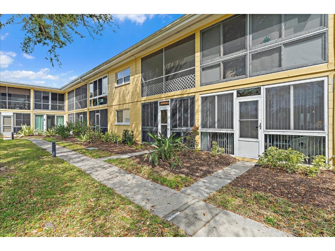 2155 Wood Street #A20 Sarasota FL 34237 A4644613 image24