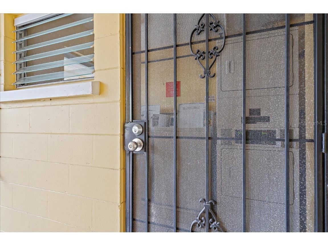 2155 Wood Street #A20 Sarasota FL 34237 A4644613 image27