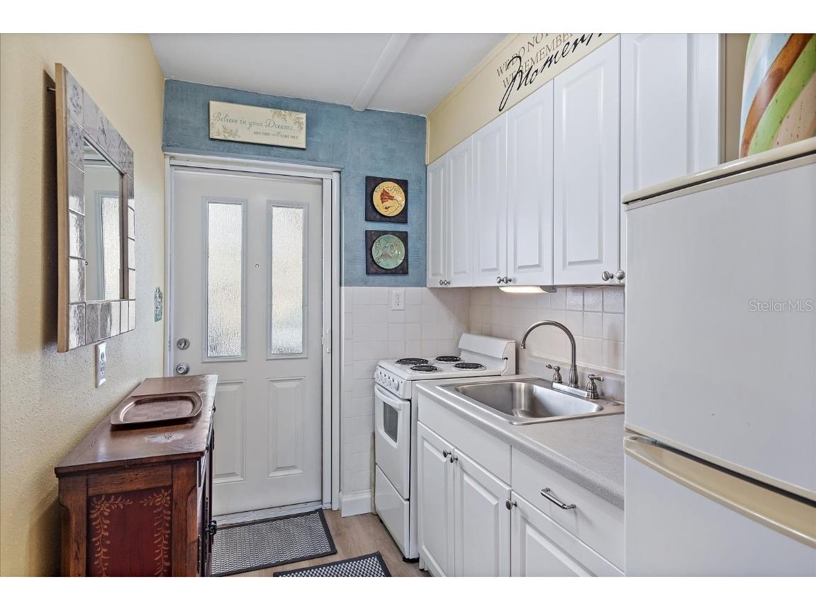 2155 Wood Street #A20 Sarasota FL 34237 A4644613 image4