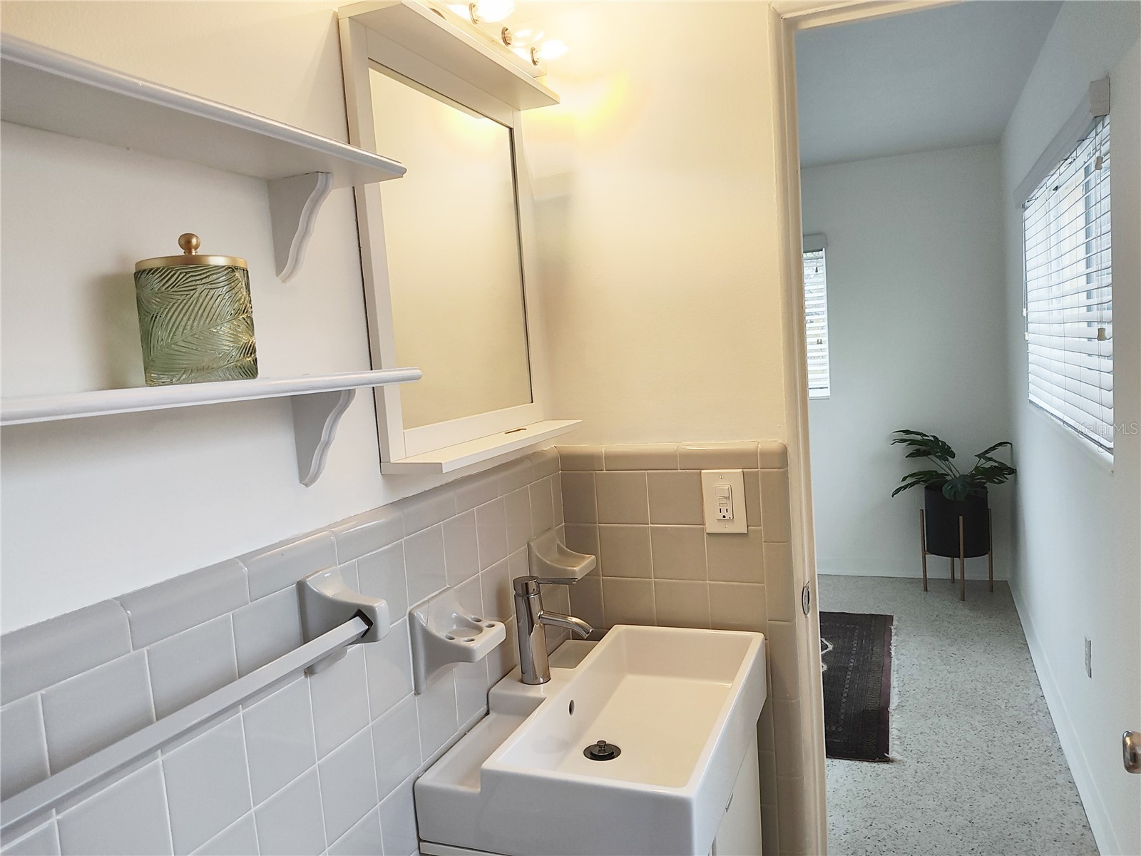 2155 Wood Street #A26 Sarasota FL 34237 A4700899 image19