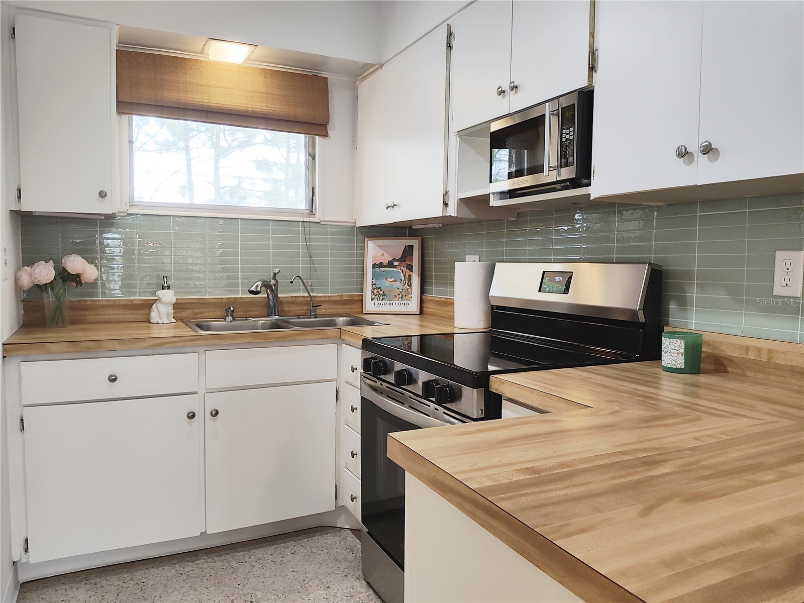 2155 Wood Street #A26 Sarasota FL 34237 A4700899 image3