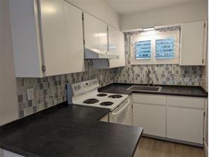 2155 Wood Street #A7 Sarasota FL 34237 A4696513 image5