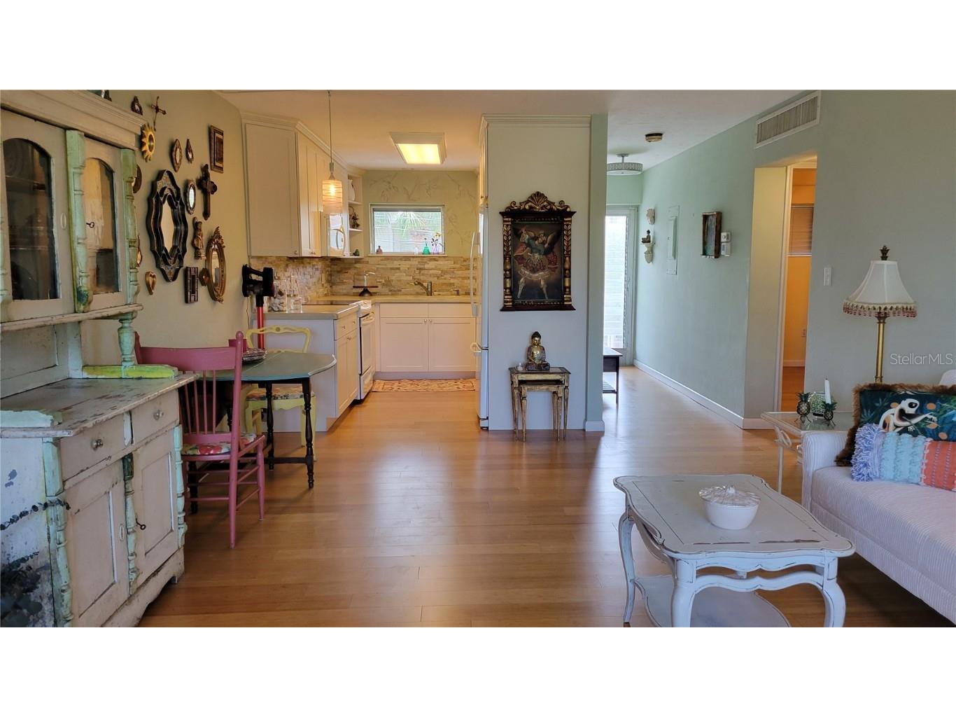 2155 Wood Street #B17 Sarasota FL 34237 A4653487 image8