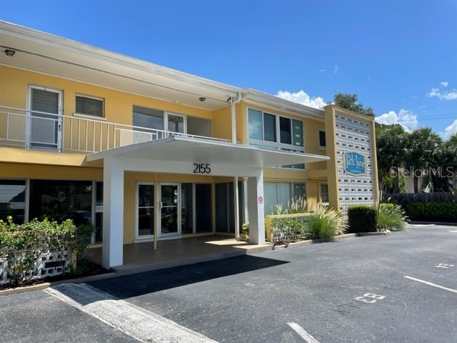 2155 Wood Street #B19 Sarasota FL 34237 A4579641 image1