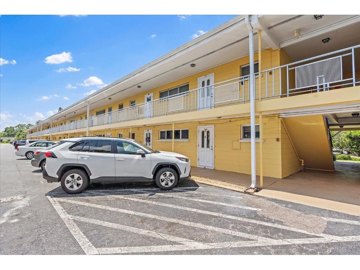 2155 Wood Street #B24 Sarasota FL 34237 A4566302 image1