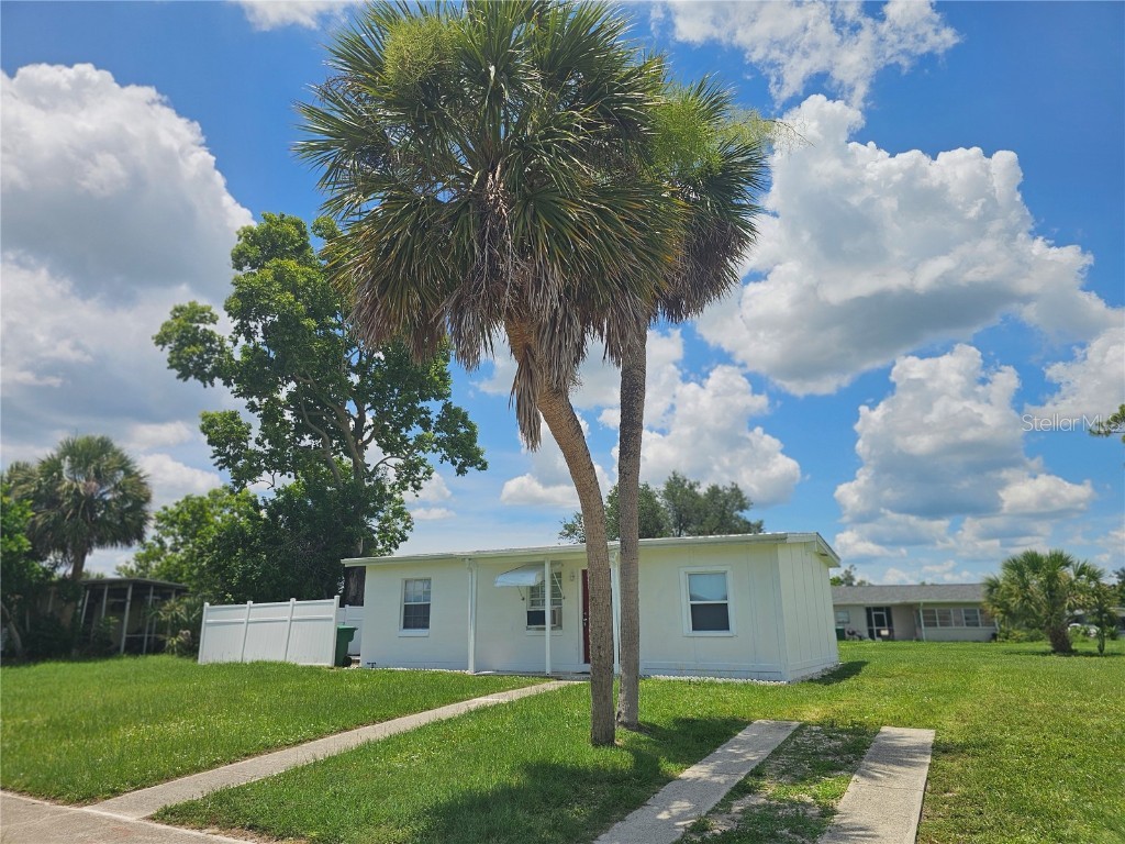 21552 Holdern Avenue Port Charlotte FL 33952 C7512272 image1