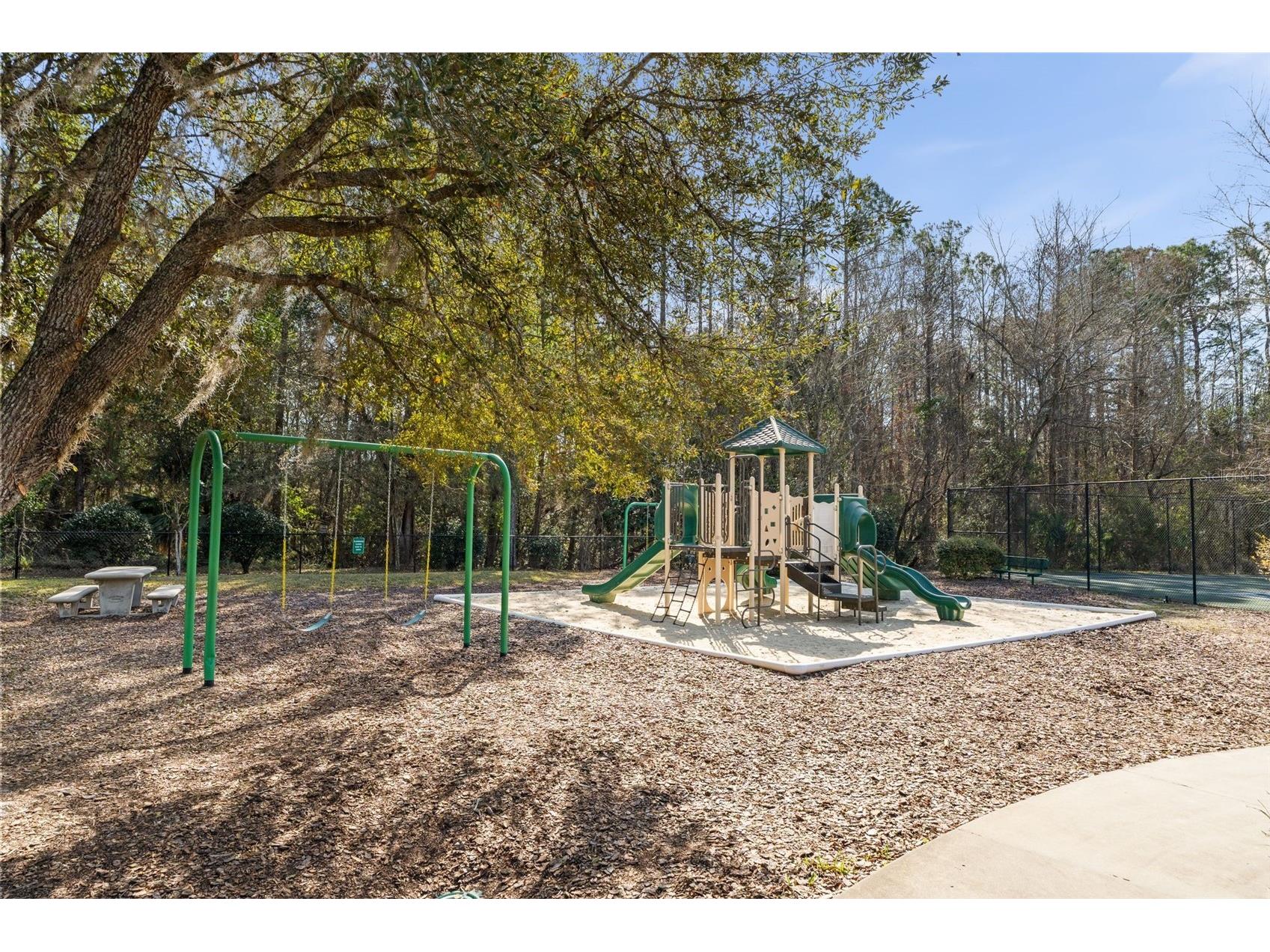 2156 NW 52 Place Gainesville FL 32605 GC538000 image40