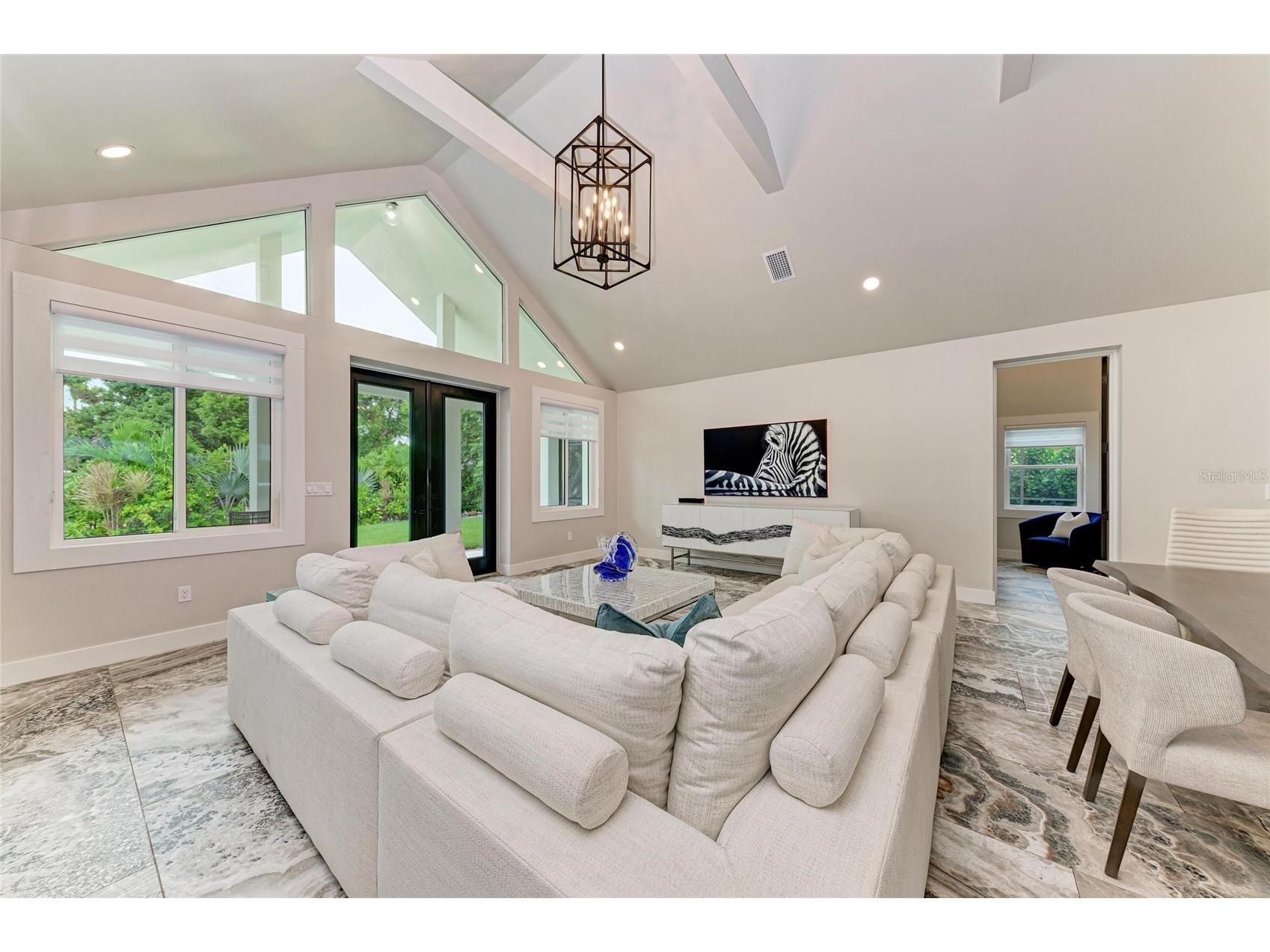 2156 Orchid Street Sarasota FL 34239 A4663262 image10