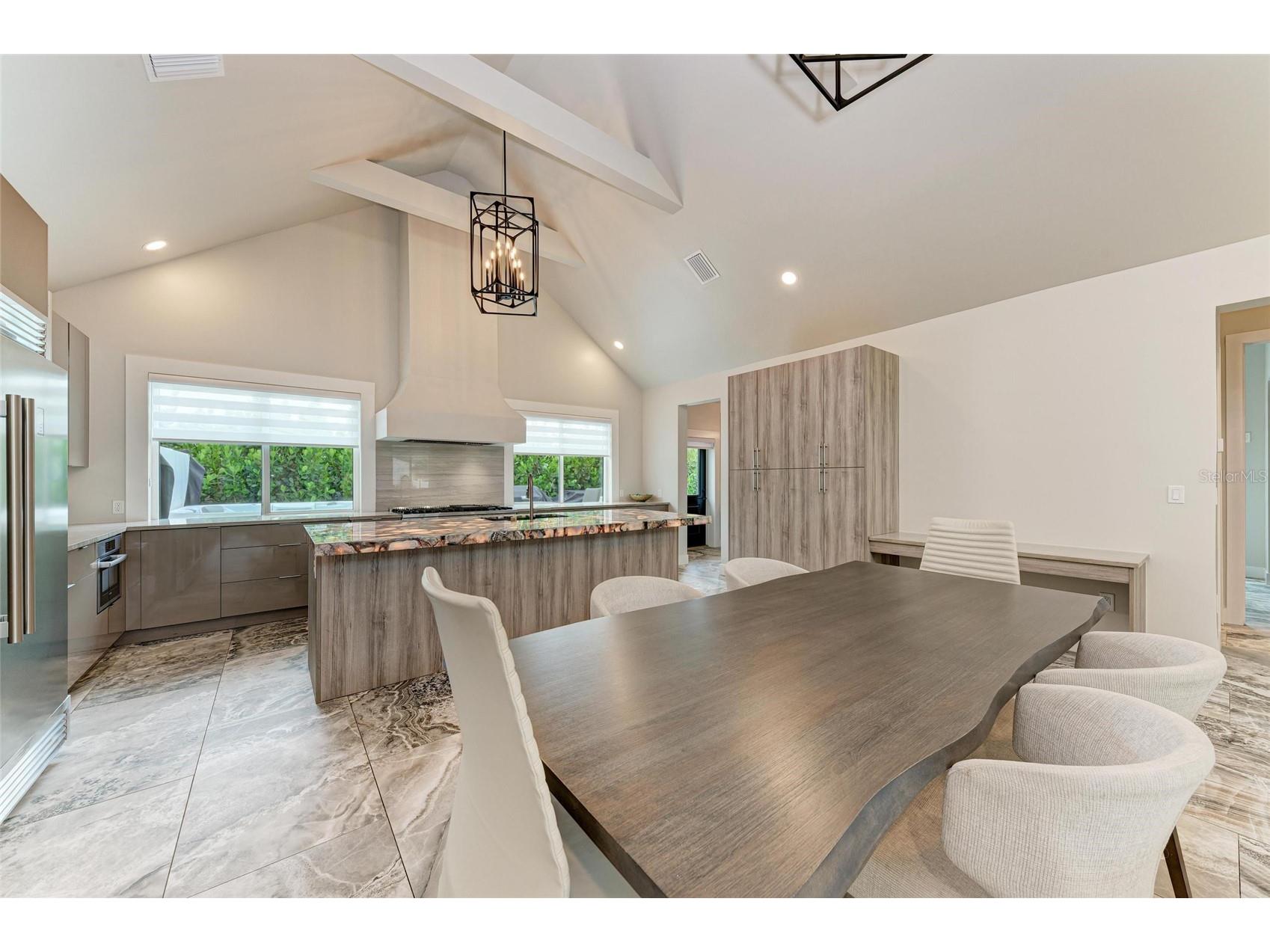 2156 Orchid Street Sarasota FL 34239 A4663262 image18