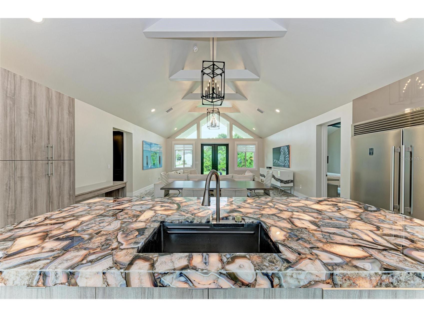 2156 Orchid Street Sarasota FL 34239 A4663262 image26