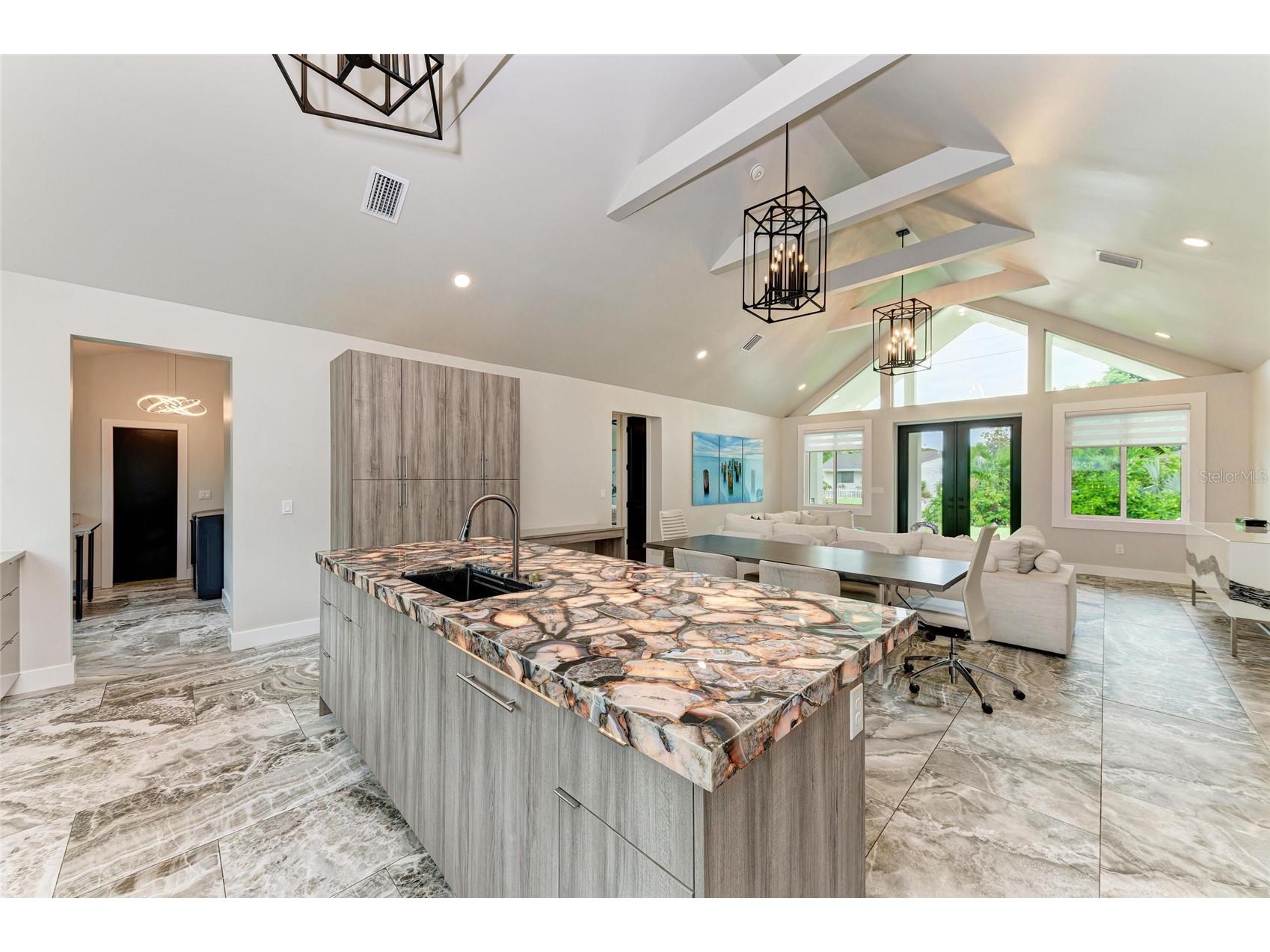 2156 Orchid Street Sarasota FL 34239 A4663262 image27