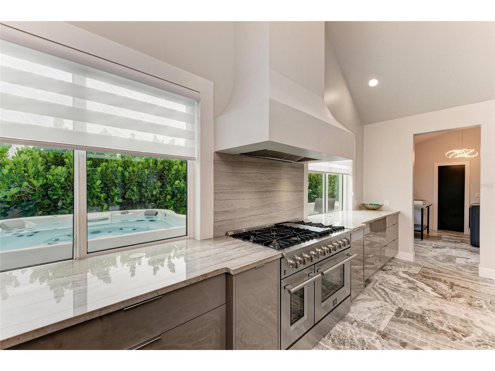 2156 Orchid Street Sarasota FL 34239 A4663262 image28
