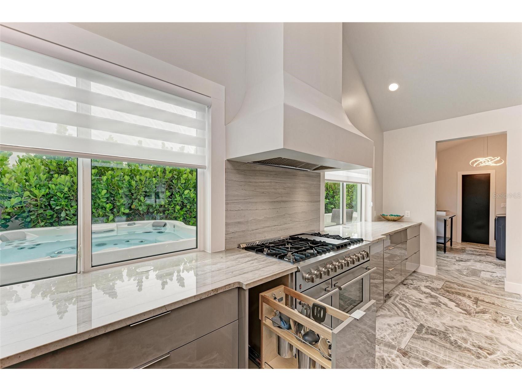2156 Orchid Street Sarasota FL 34239 A4663262 image29