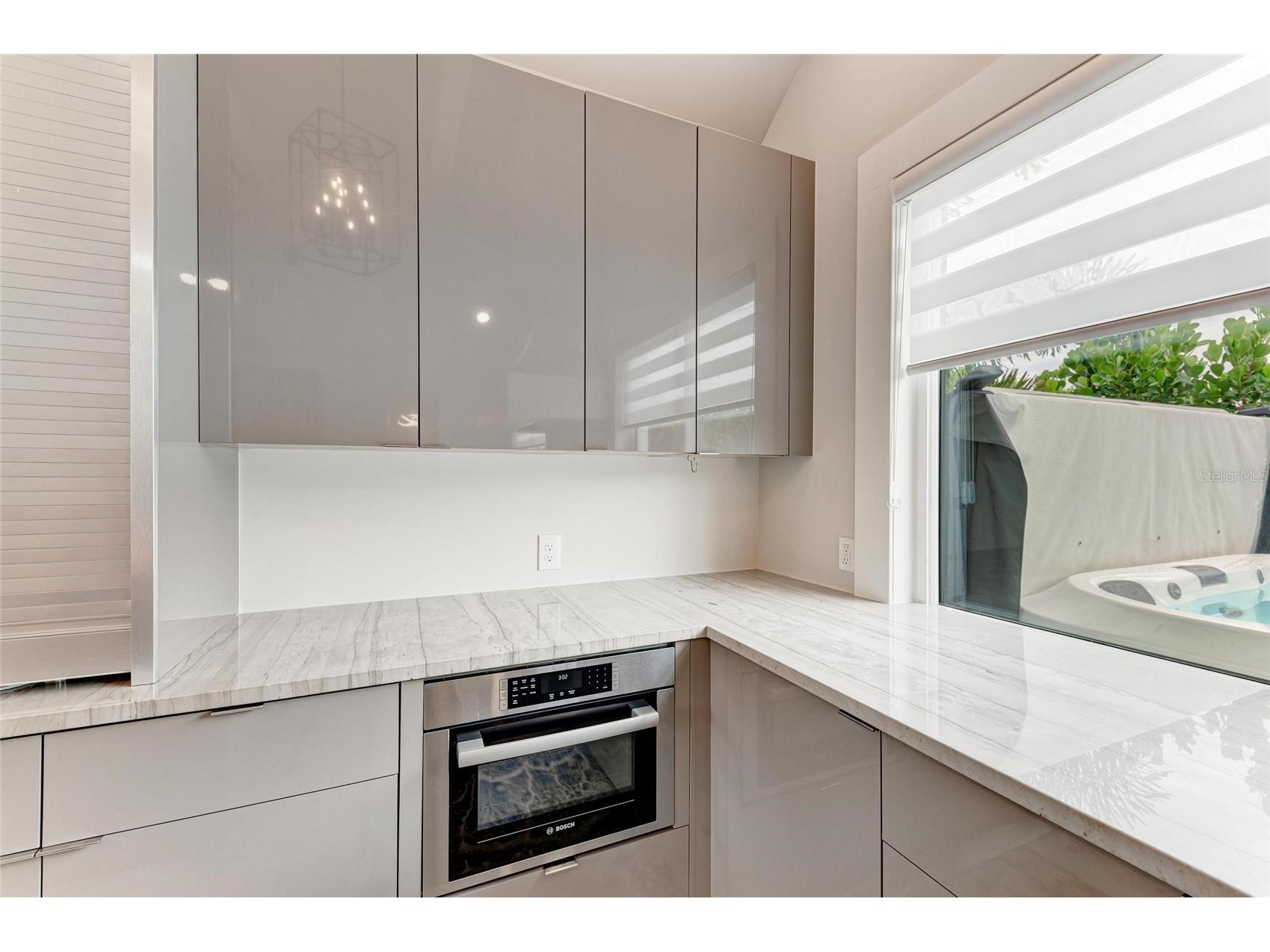 2156 Orchid Street Sarasota FL 34239 A4663262 image30