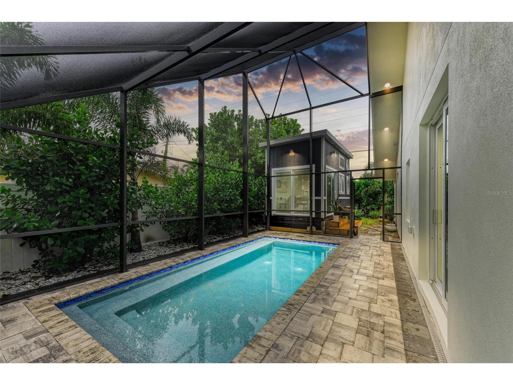 2156 Orchid Street Sarasota FL 34239 A4663262 image54