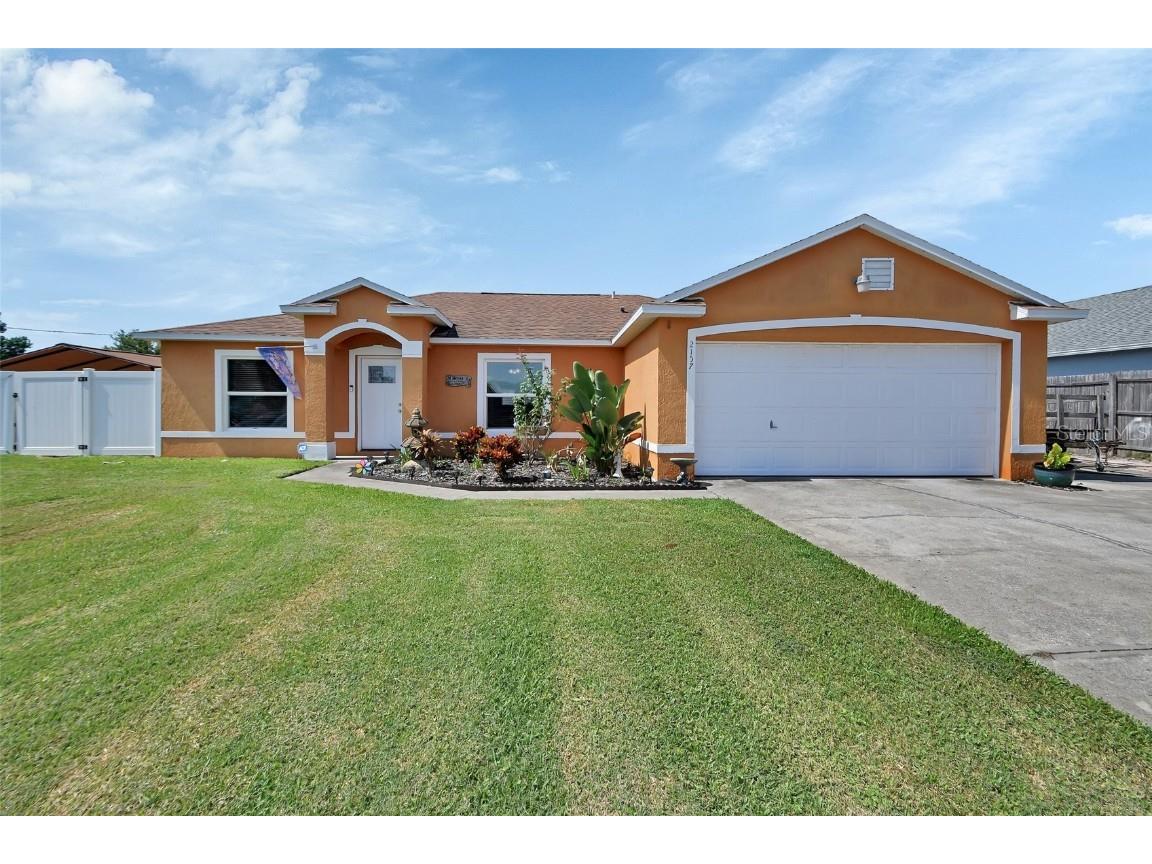 2157 Clearwater Drive Deltona FL 32738 V4937720 image1
