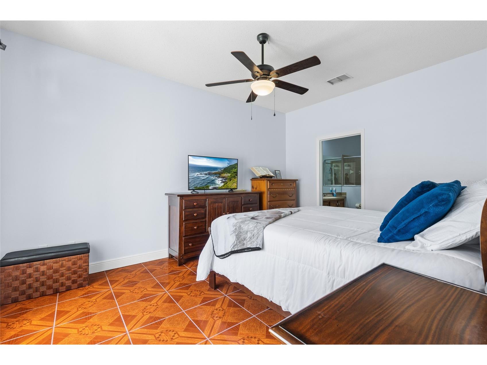 2157 Island Walk Drive Orlando FL 32824 O6384368 image13