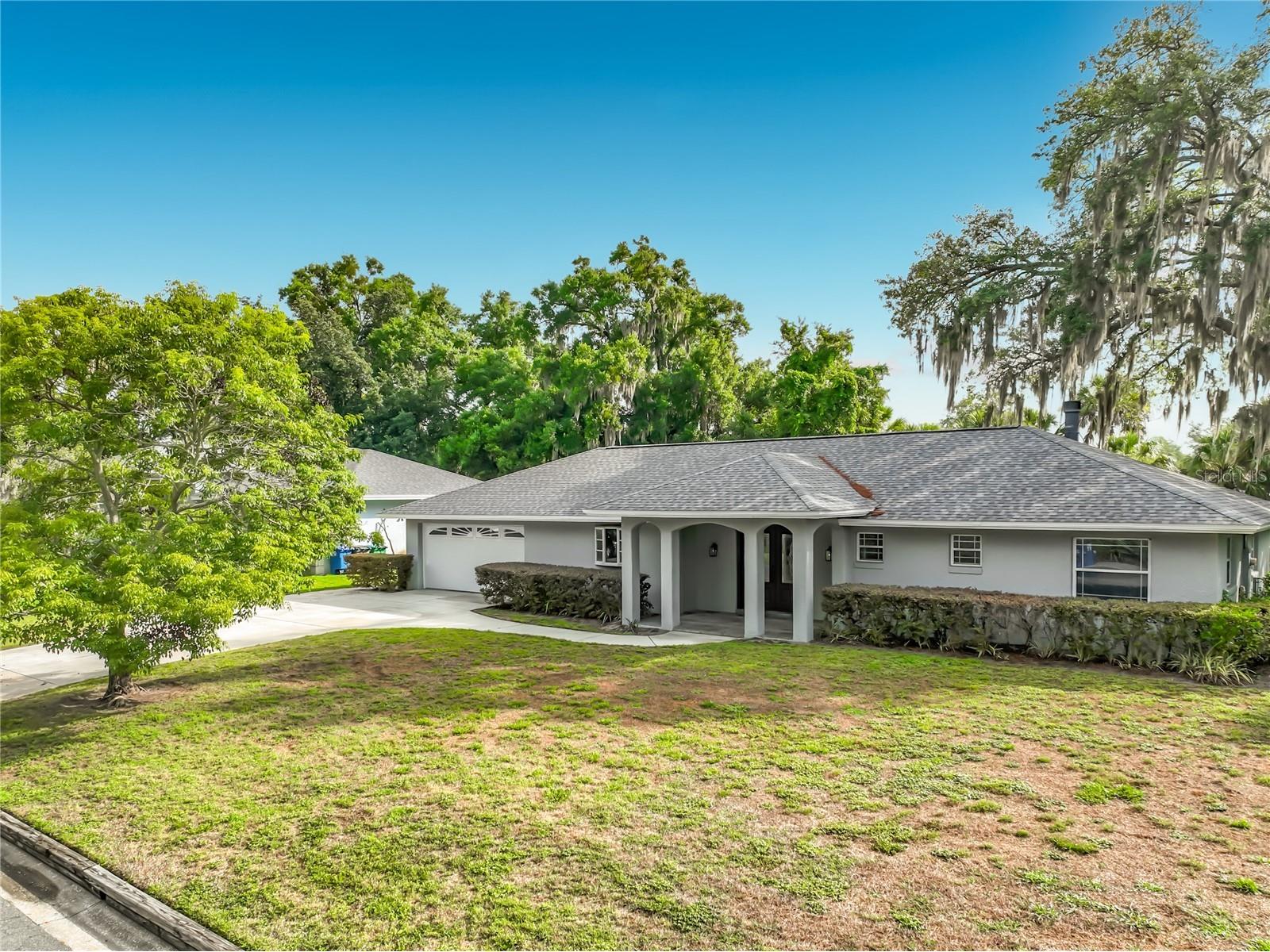 2157 Lake Drive Winter Park FL 32789 - LAKE KILLARNEY O6412258 image1