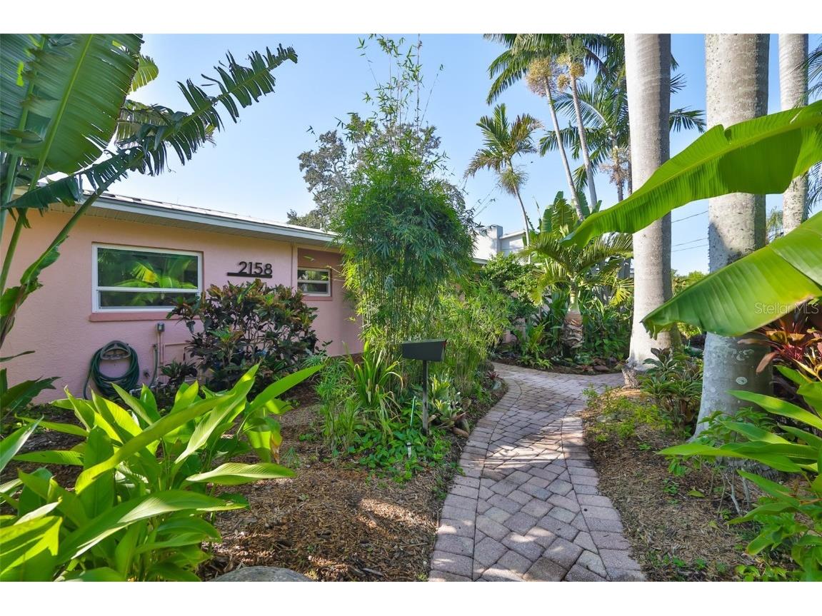 2158 Blossom Way S Saint Petersburg FL 33712 TB8445146 image11