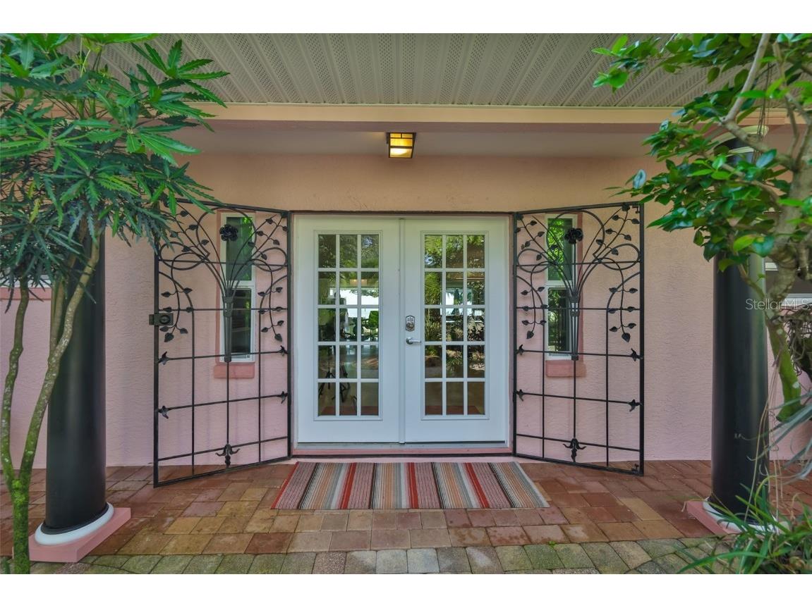 2158 Blossom Way S Saint Petersburg FL 33712 TB8445146 image13