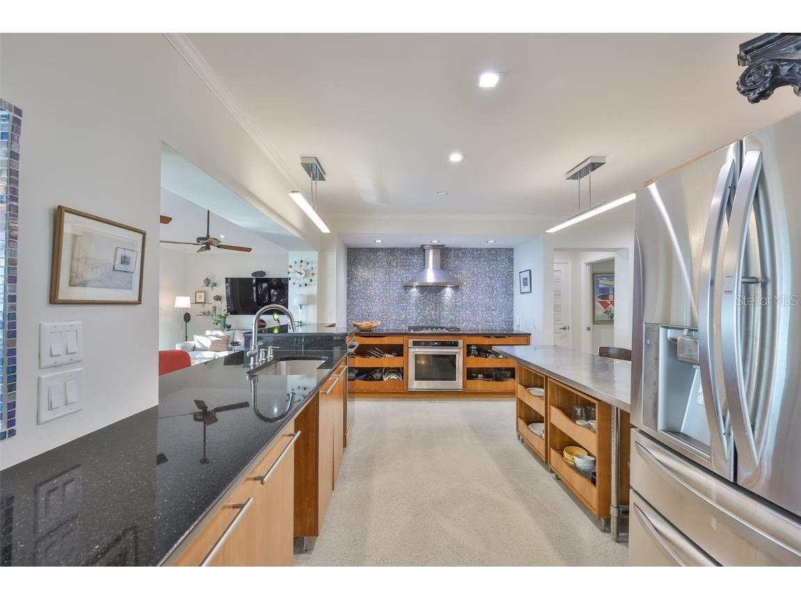 2158 Blossom Way S Saint Petersburg FL 33712 TB8445146 image19