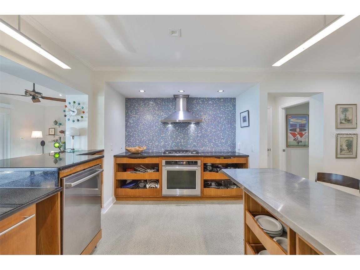 2158 Blossom Way S Saint Petersburg FL 33712 TB8445146 image20