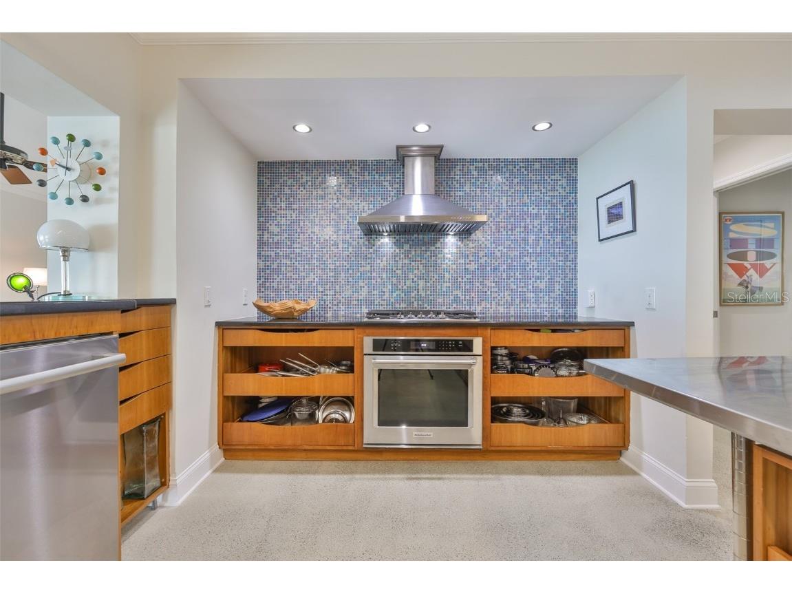 2158 Blossom Way S Saint Petersburg FL 33712 TB8445146 image21