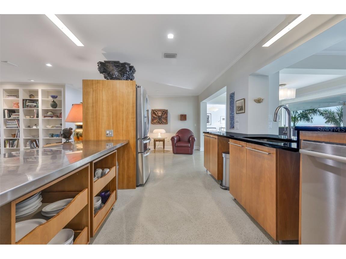 2158 Blossom Way S Saint Petersburg FL 33712 TB8445146 image22