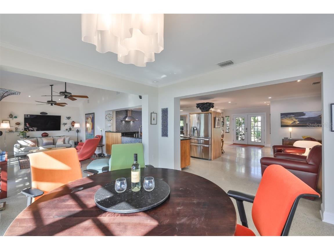 2158 Blossom Way S Saint Petersburg FL 33712 TB8445146 image30