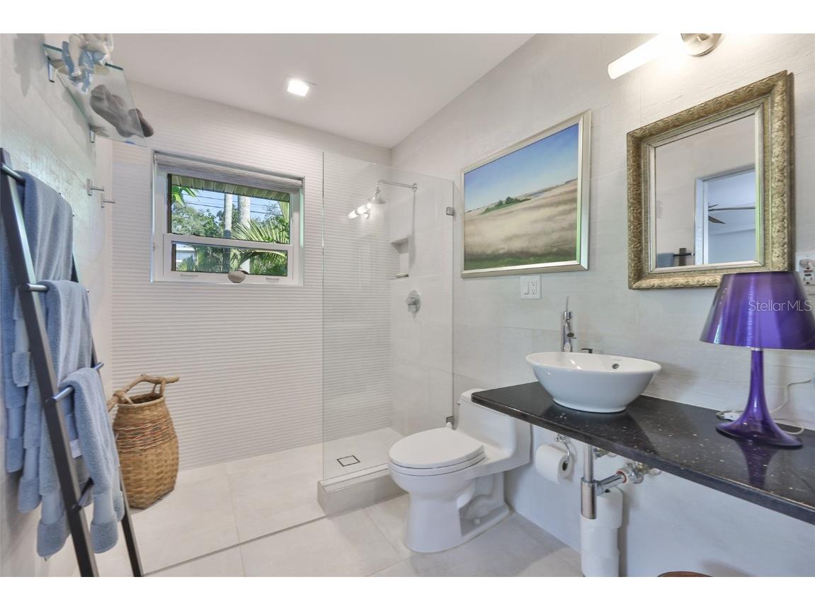 2158 Blossom Way S Saint Petersburg FL 33712 TB8445146 image52