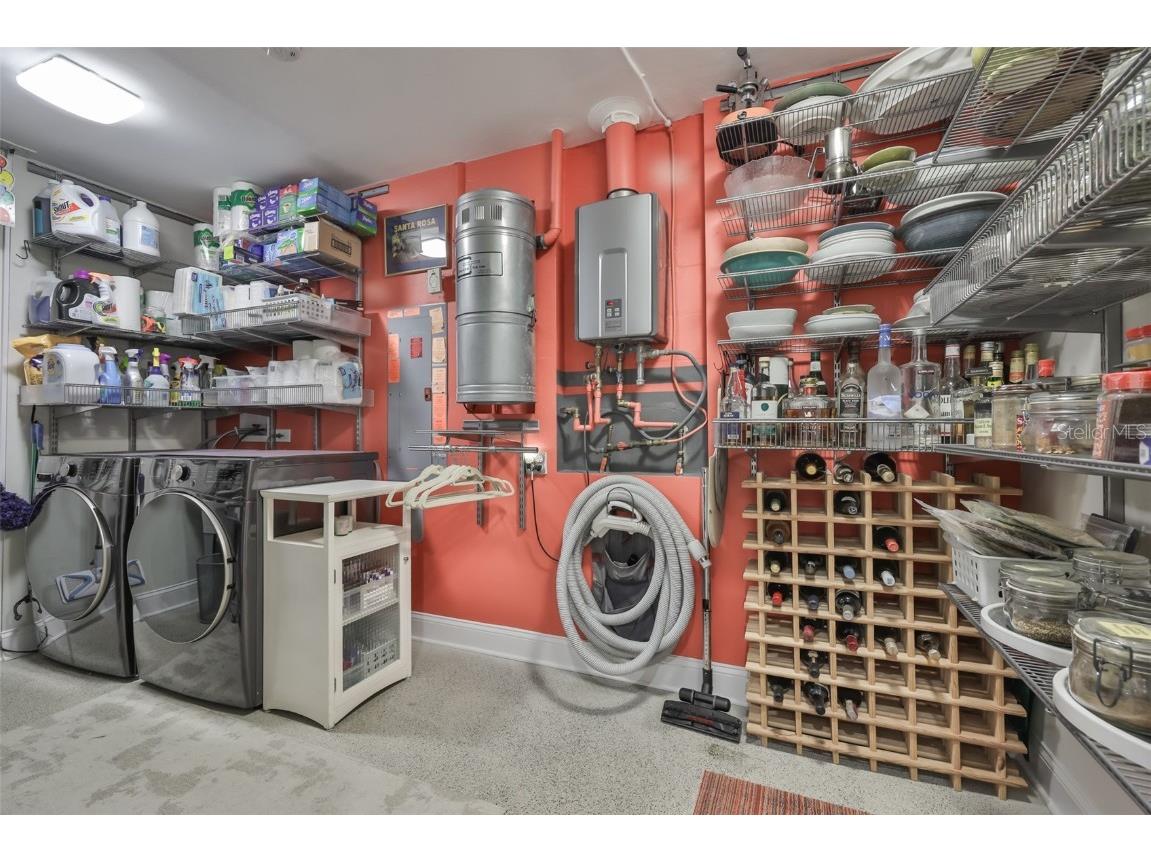 2158 Blossom Way S Saint Petersburg FL 33712 TB8445146 image54