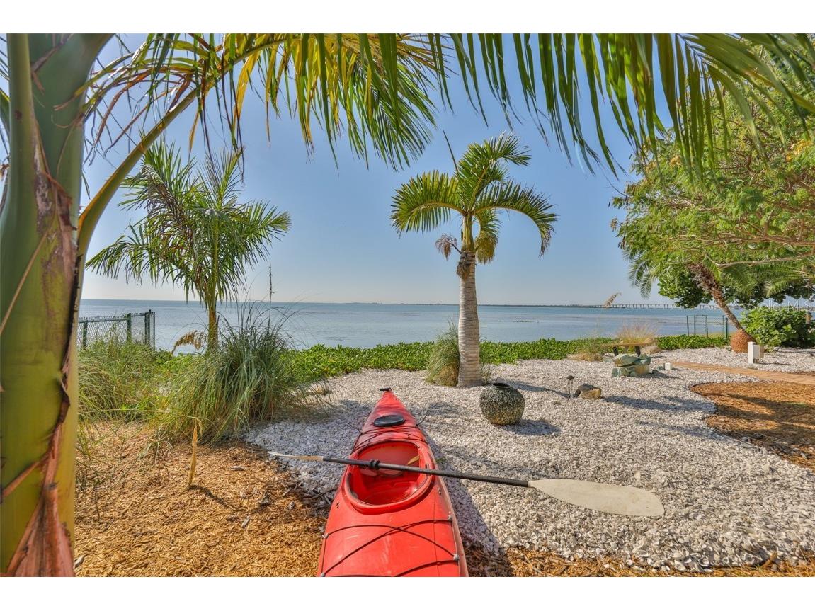 2158 Blossom Way S Saint Petersburg FL 33712 TB8445146 image58