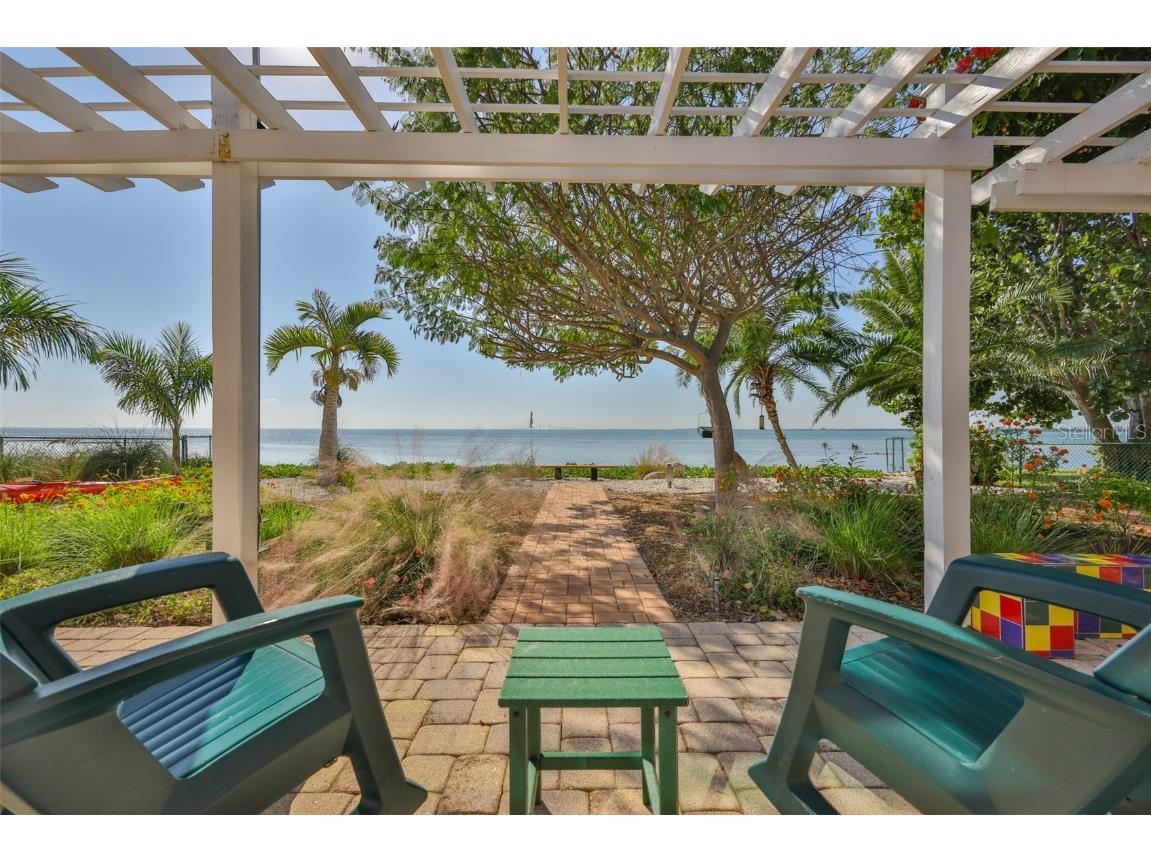 2158 Blossom Way S Saint Petersburg FL 33712 TB8445146 image6