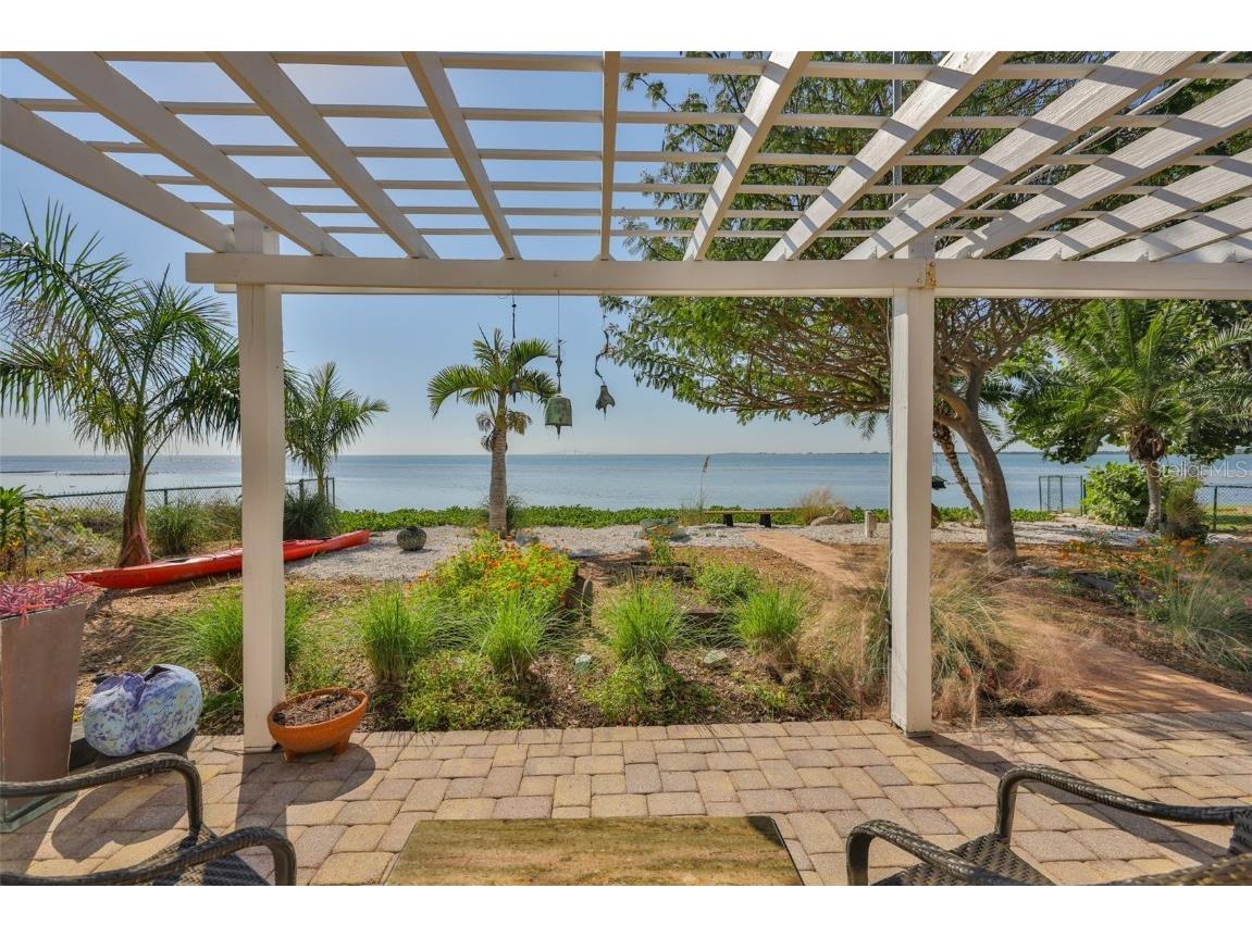 2158 Blossom Way S Saint Petersburg FL 33712 TB8445146 image61