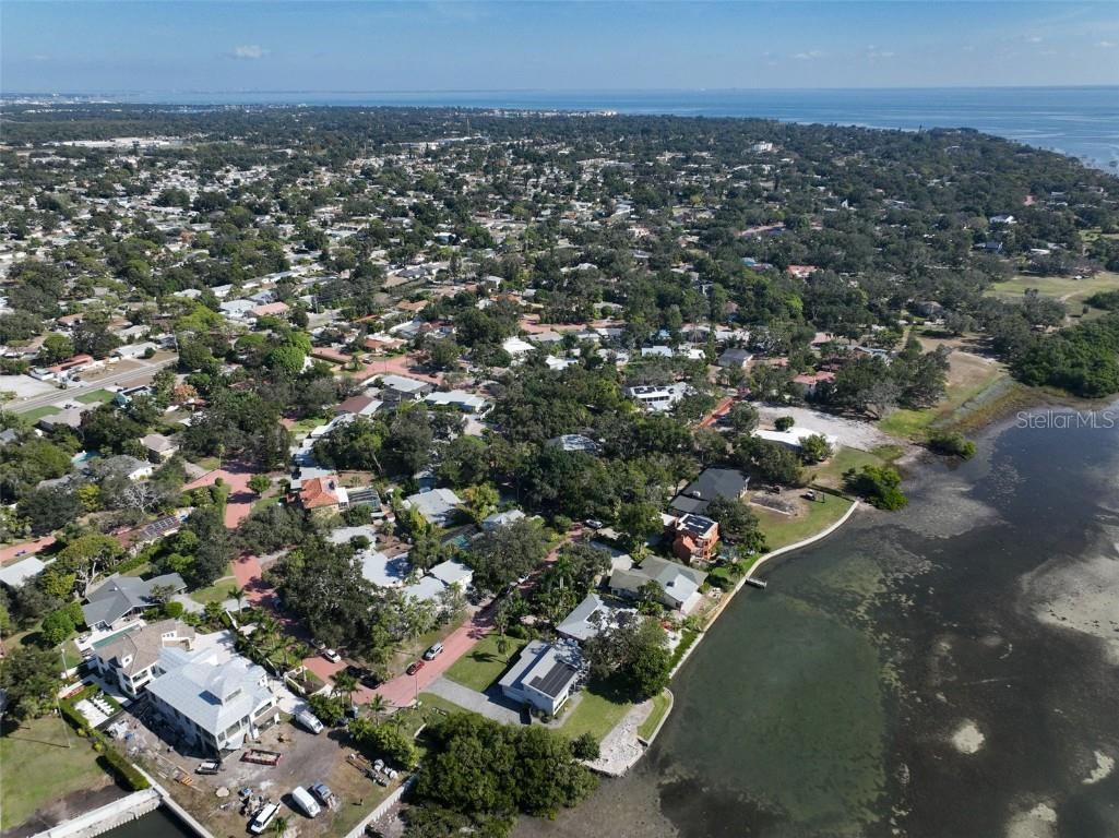 2158 Blossom Way S Saint Petersburg FL 33712 TB8445146 image95