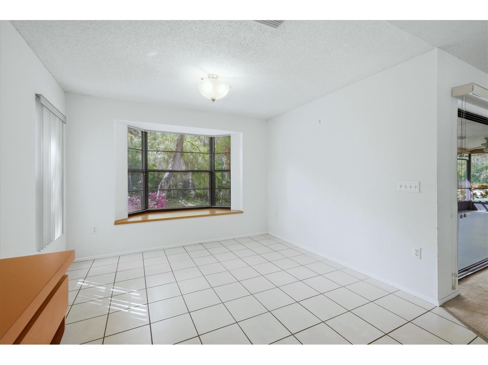 2158 Cork Oak Street Sarasota FL 34232 A4686101 image21