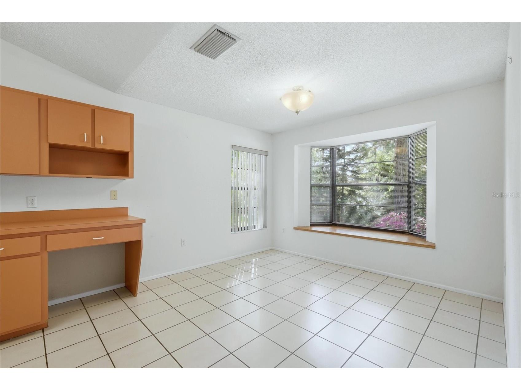 2158 Cork Oak Street Sarasota FL 34232 A4686101 image22