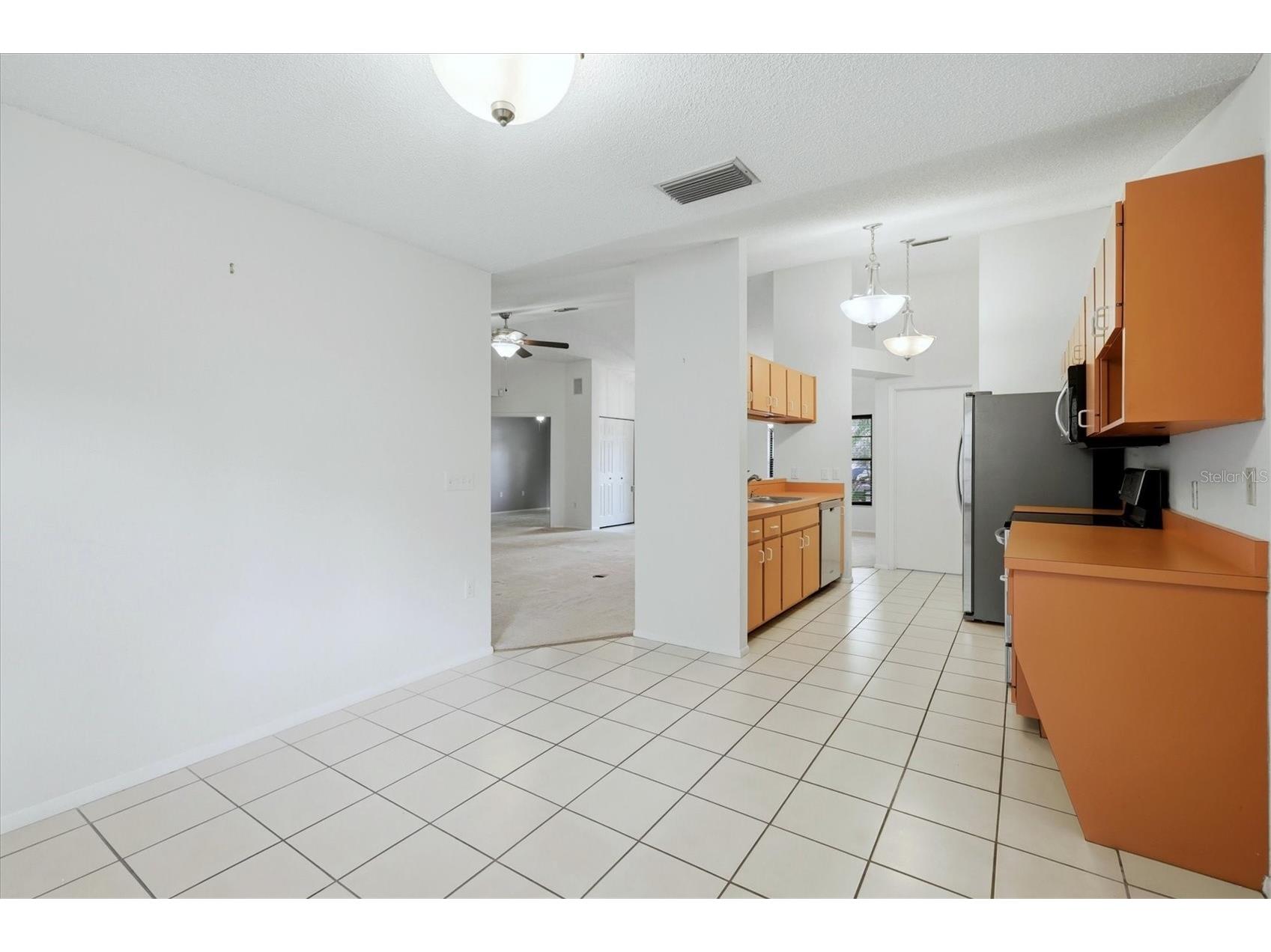 2158 Cork Oak Street Sarasota FL 34232 A4686101 image23