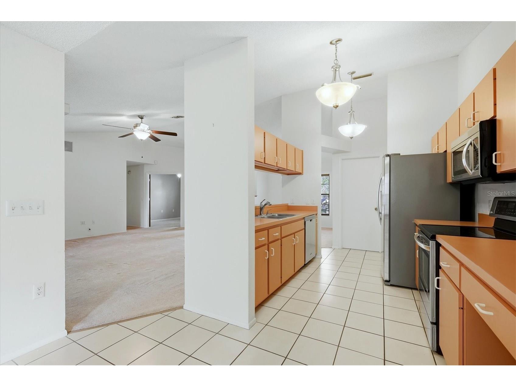 2158 Cork Oak Street Sarasota FL 34232 A4686101 image24