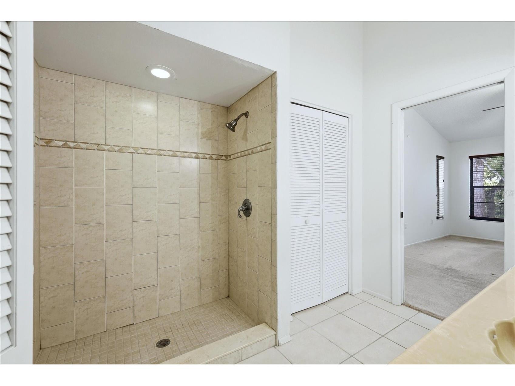 2158 Cork Oak Street Sarasota FL 34232 A4686101 image30